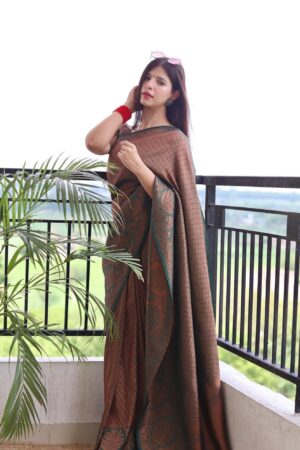 Pure Gaji Silk Saree Weaved With Zari Comes With Tassels